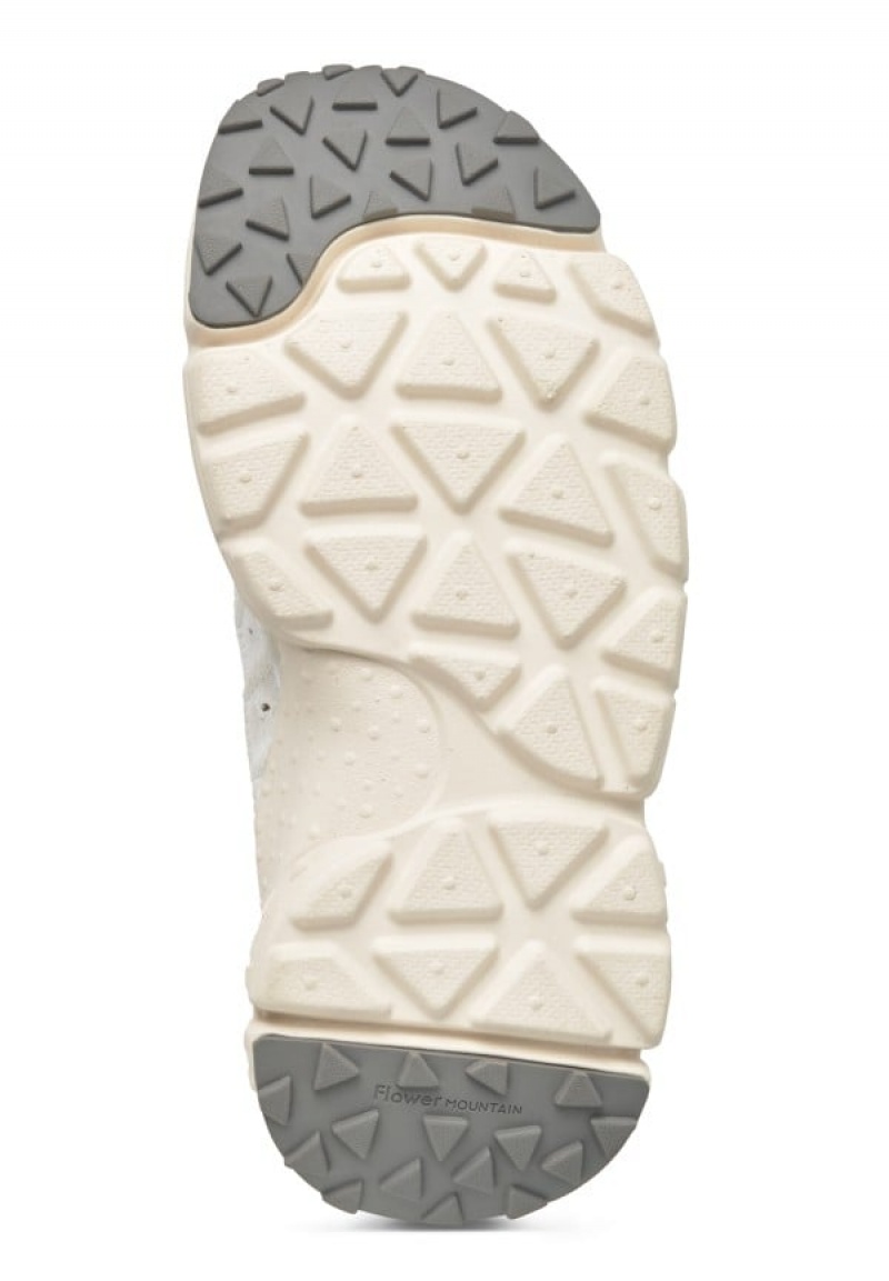 White Flower Mountain Camp Women's Sneakers | KJW6321LX